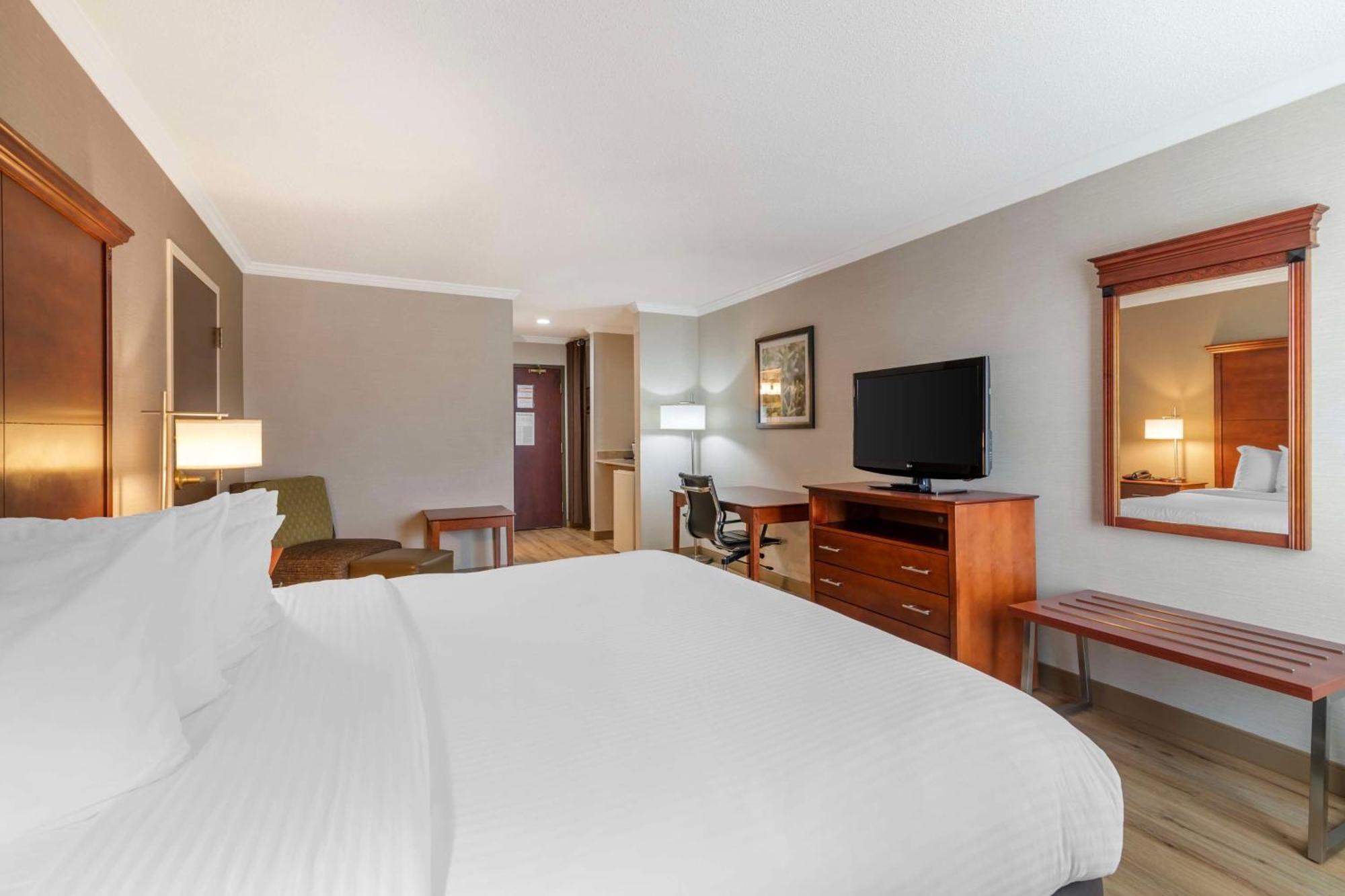 Best Western Liverpool-Syracuse Inn & Suites Eksteriør billede
