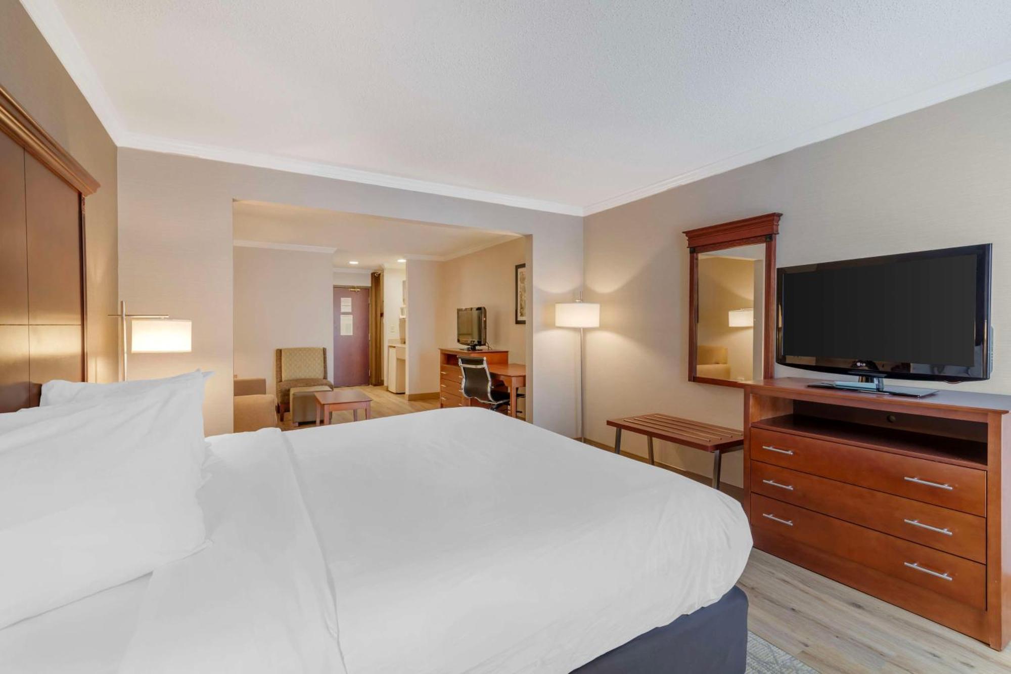 Best Western Liverpool-Syracuse Inn & Suites Eksteriør billede